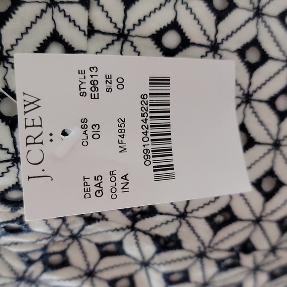 NWT, J.Crew Eyelet Skirt: Flattering! - Picture 5 of 13